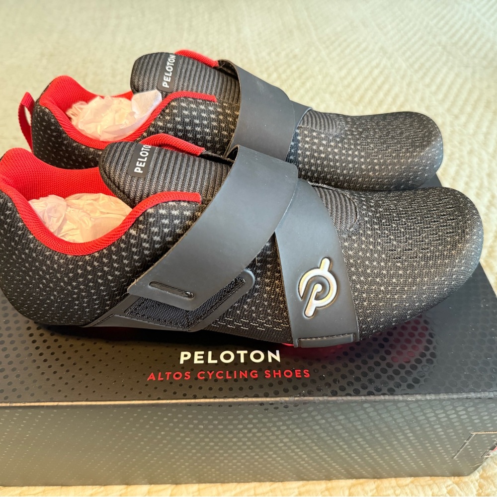 Peloton cycling shoes